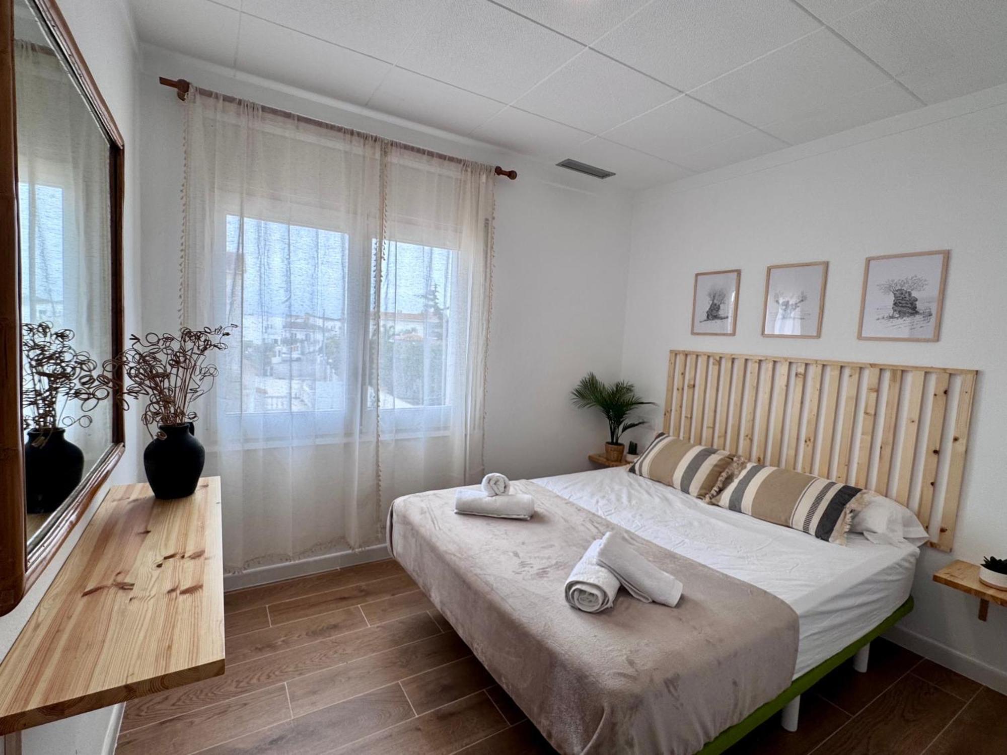 Gorgot P1 I Apartamento Con Terraza Y Piscina Comunitaria Cerca De La Playa Empuriabrava Dış mekan fotoğraf