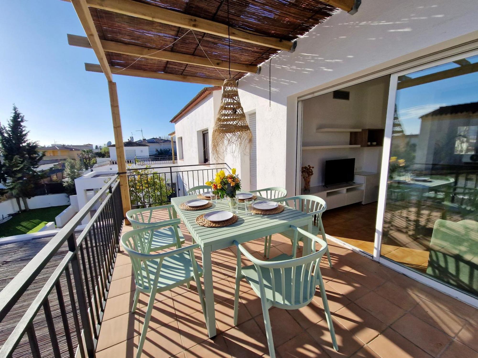 Gorgot P1 I Apartamento Con Terraza Y Piscina Comunitaria Cerca De La Playa Empuriabrava Dış mekan fotoğraf