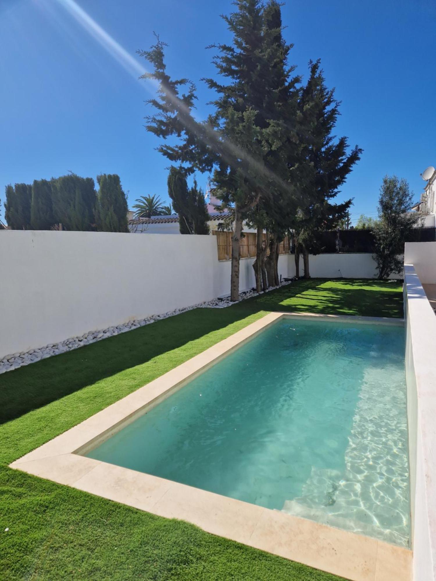 Gorgot P1 I Apartamento Con Terraza Y Piscina Comunitaria Cerca De La Playa Empuriabrava Dış mekan fotoğraf